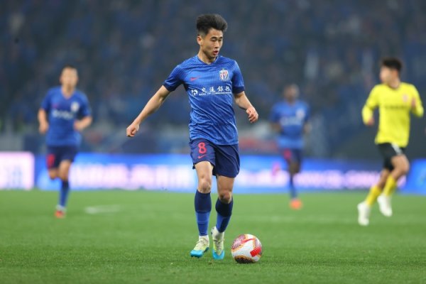 曹赟定谈戴伟浚、谢鹏飞重伤：不在体系里，主指导教练员不需要技术流