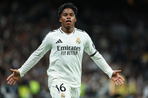 被摁在后备 !阿斯:恩德里克愿冬窗租借离队,去踢欧冠的非西甲队 被摁在后备 !阿斯:恩德里克愿冬窗租借离队,去踢欧冠的非西甲队