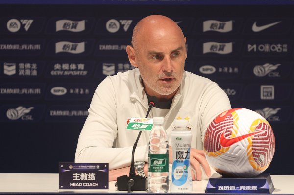 邮报：流浪者买断海港主帅穆斯卡特的金额为数百万，需等待四周