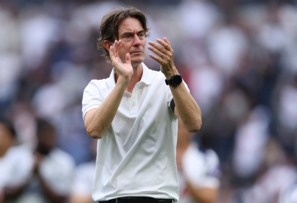 弗兰克：输球总是令人失望，今天两队势均力敌，裁判    出现了错误