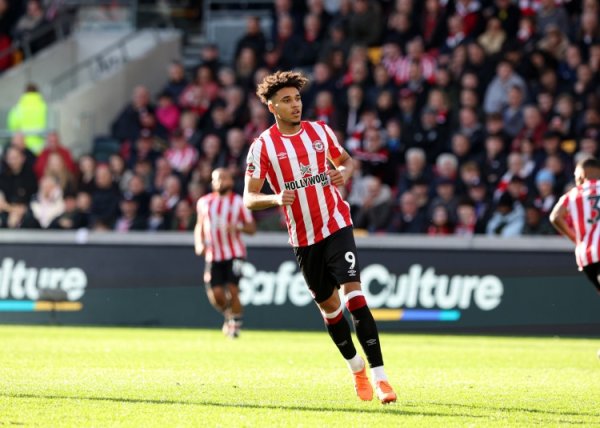 也是德国左翼锋！23岁沙德本场赛事  送出5次关键传送球  是全场最多