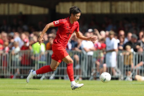 拜仁官方：戴维斯、穆西亚拉、伊藤洋辉今日完成个人练习