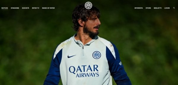 国米官方:迪詹纳罗右手腕骨裂 ,将在未来几天内将接受手术治疗 国米官方:迪詹纳罗右手腕骨裂 ,将在未来几天内将接受手术治疗