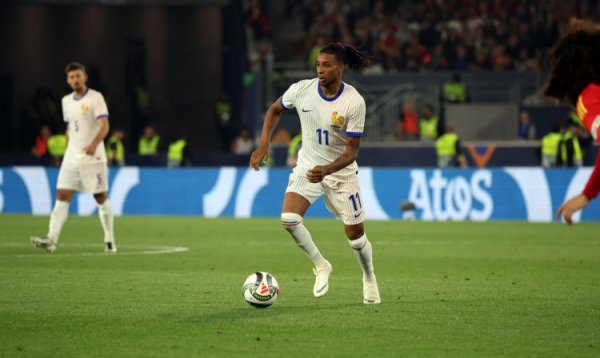 队报预测法国vs乌克兰杆位：谢尔基和奥利塞杆位，坎特搭档科内