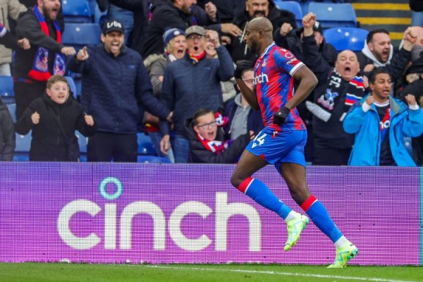 马特塔：独中三元但没赢球令我很沮丧，今天我们展示了精神面貌