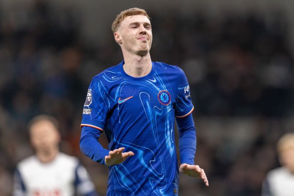 邮报:帕尔默有望在对阵巴萨时复出 拉维亚预计将至少伤缺一个月 邮报:帕尔默有望在对阵巴萨时复出 拉维亚预计将至少伤缺一个月